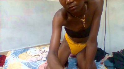 sweetyladyfun3 live cam on Cam4