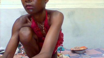 sweetyladyfun3 live cam on Cam4