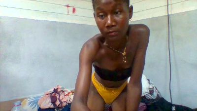 sweetyladyfun3 live cam on Cam4