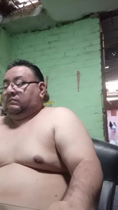 sylar121986 live cam on Cam4