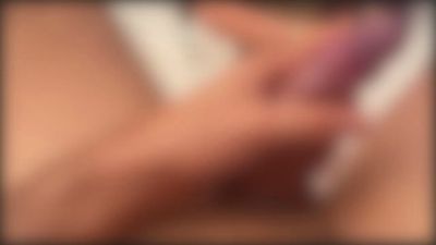 sylfly70 live cam on Cam4