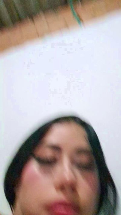 sylvana_19 live cam on Cam4