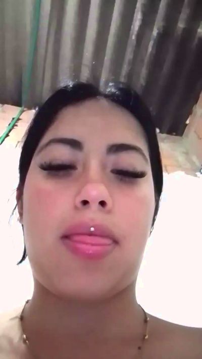 sylvana_19 live cam on Cam4