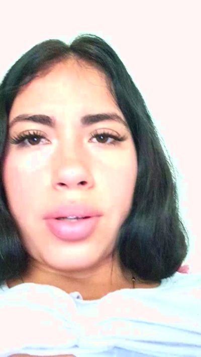 sylvana_19 live cam on Cam4