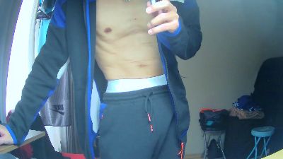 Live thumbnail of t_ky_TARO