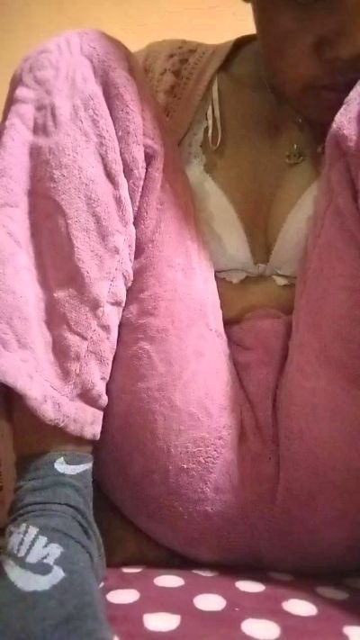 tafita3 live cam on Cam4