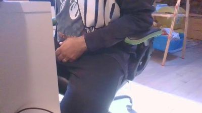 tagliaxl live cam on Cam4