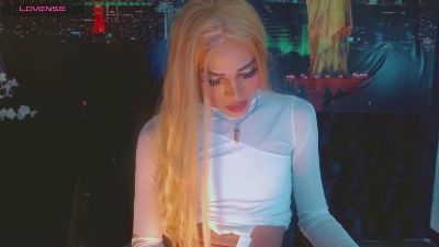 tai_ live cam on Cam4