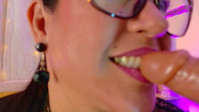 talianavega live cam on Cam4