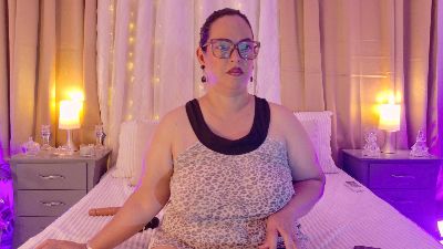 talianavega live cam on Cam4
