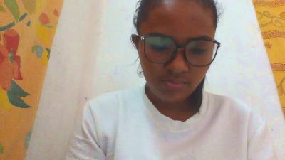 talie5 live cam on Cam4