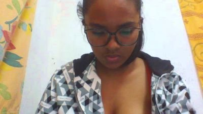talie5 live cam on Cam4