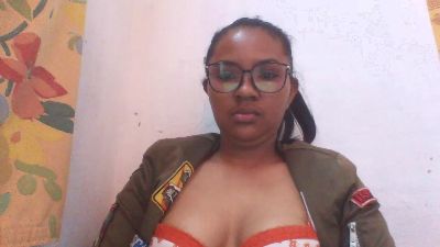 talie5 live cam on Cam4