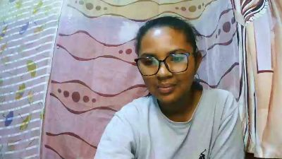 talie5 live cam on Cam4
