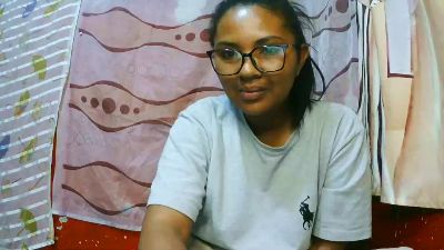 talie5 live cam on Cam4