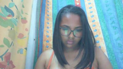 talie5 live cam on Cam4