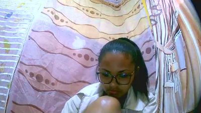 talie5 live cam on Cam4