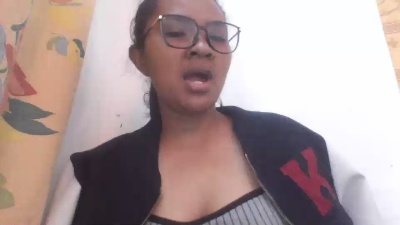 talie5 live cam on Cam4