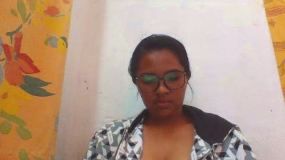 talie5 live cam on Cam4