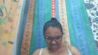 talie5 live cam on Cam4
