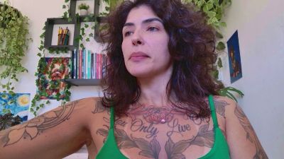 talimajesty live cam on Cam4