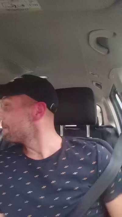 tallgentleman live cam on Cam4