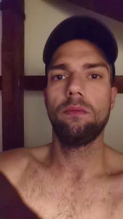 tallgentleman live cam on Cam4