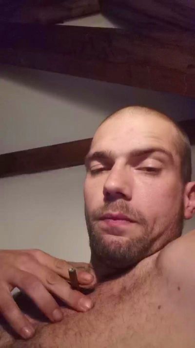 tallgentleman live cam on Cam4