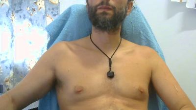 tangaman40 live cam on Cam4