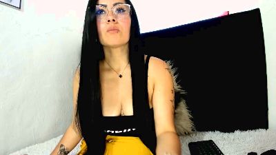 taniamature live cam on Cam4