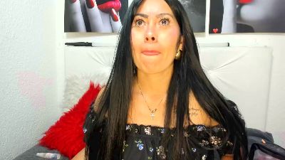 taniamature live cam on Cam4