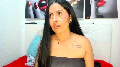 taniamature live cam on Cam4