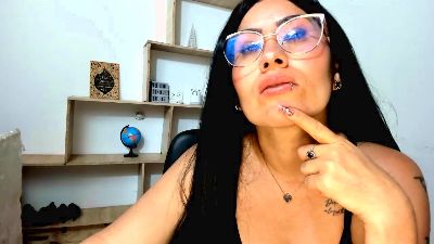 taniamature live cam on Cam4