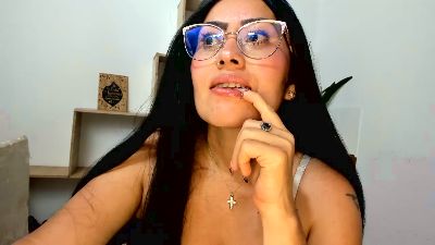 taniamature live cam on Cam4