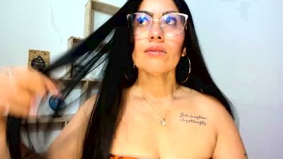 taniamature live cam on Cam4