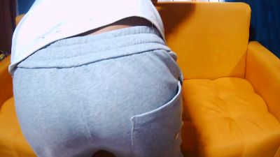 tanteraka4 live cam on Cam4