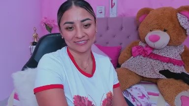 taste_bigass live cam on Cam4