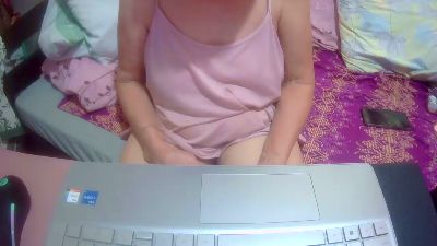 tastegranny live cam on Cam4