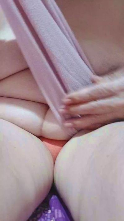 tastegranny live cam on Cam4