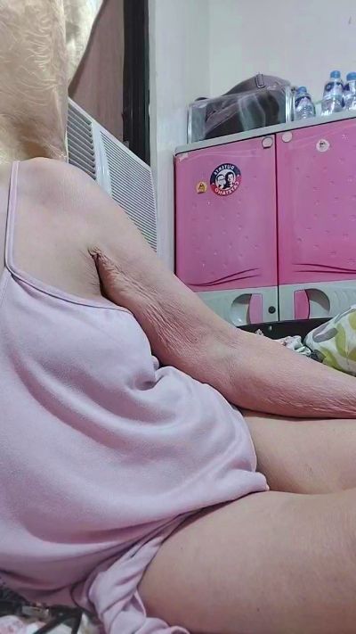 tastegranny live cam on Cam4