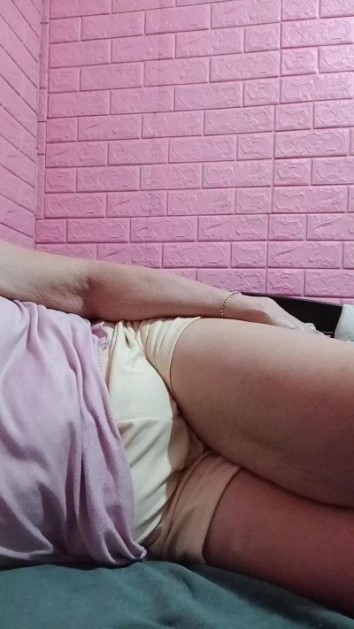 tastegranny live cam on Cam4