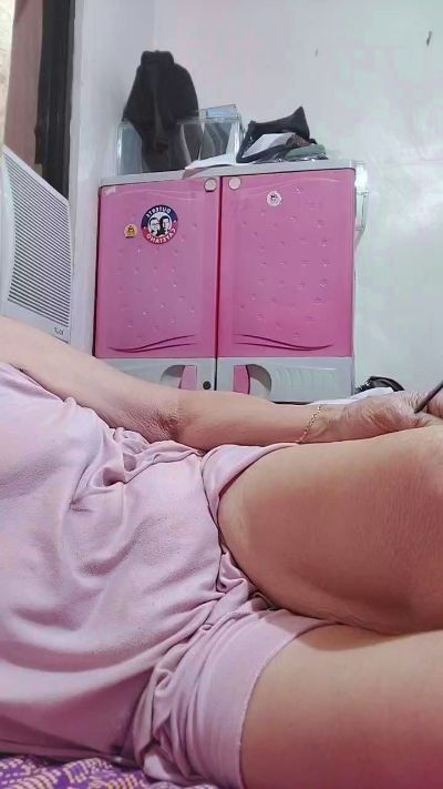 tastegranny live cam on Cam4