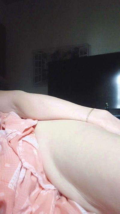 tastegranny live cam on Cam4