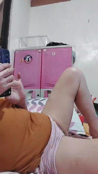 tastegranny live cam on Cam4