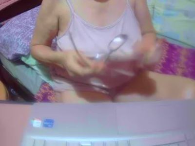 tastegranny live cam on Cam4