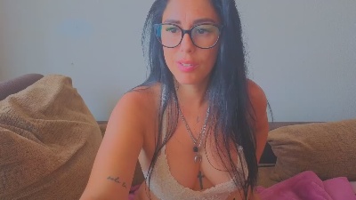 tatiana2224 live cam on Cam4