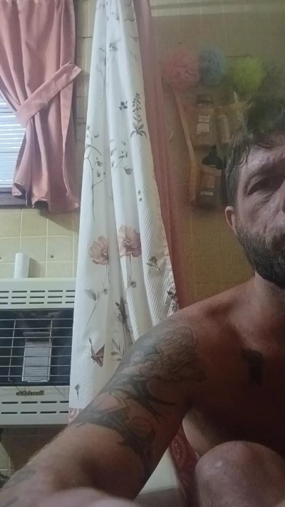 tattedup845 live cam on Cam4
