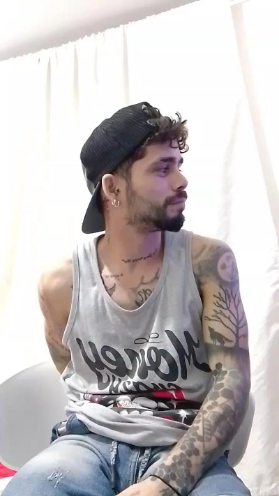 tatto_sexy live cam on Cam4