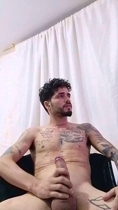 tatto_sexy live cam on Cam4