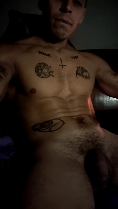 tattoosycafe92 live cam on Cam4
